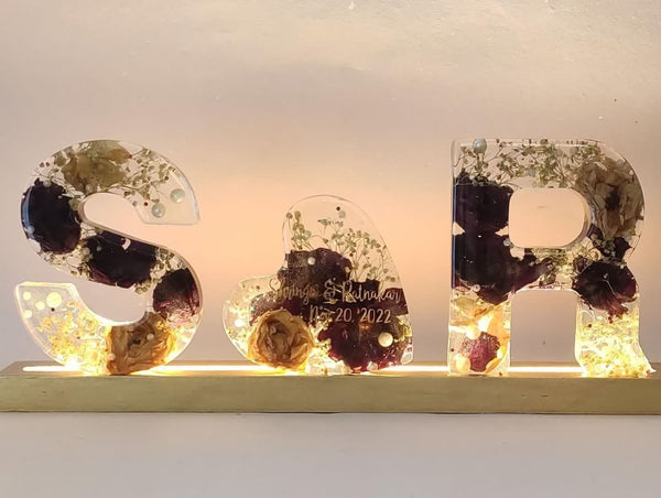 Light Up Letters - Real Dried Flowers - Customize It Your Way - ApolloBox
