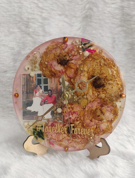 Time Stands Still: Resin Clock with Varmala Preservation and Couples' Picture