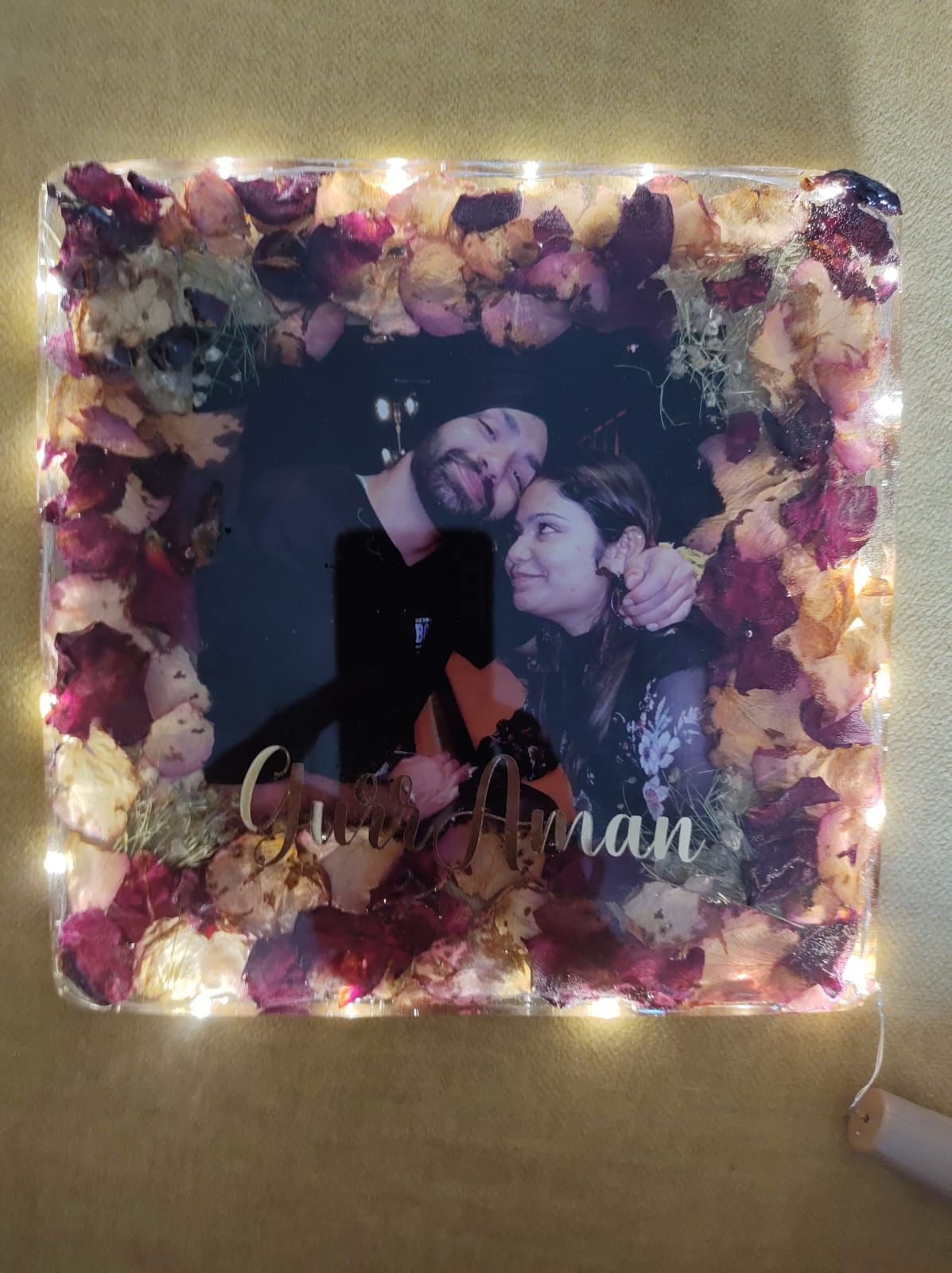 Love Illuminated: Resin Wedding Flower Keepsake with Couples' Picture and Personalized Names