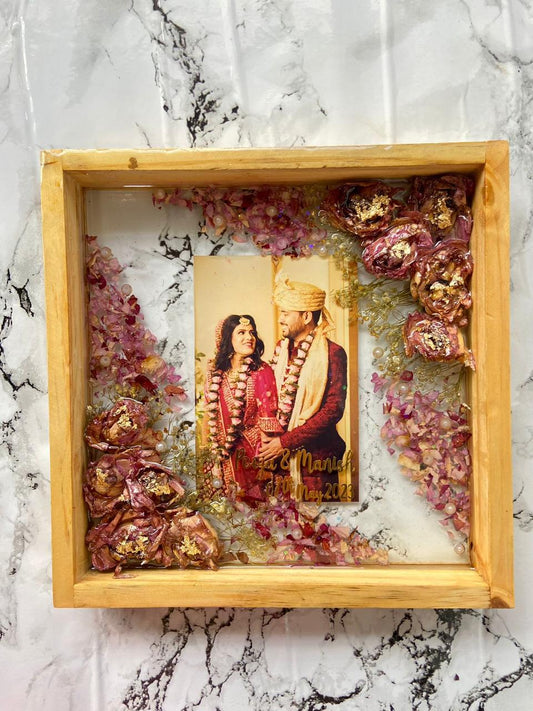 Everlasting Embrace Varmala preservation Resin Frame