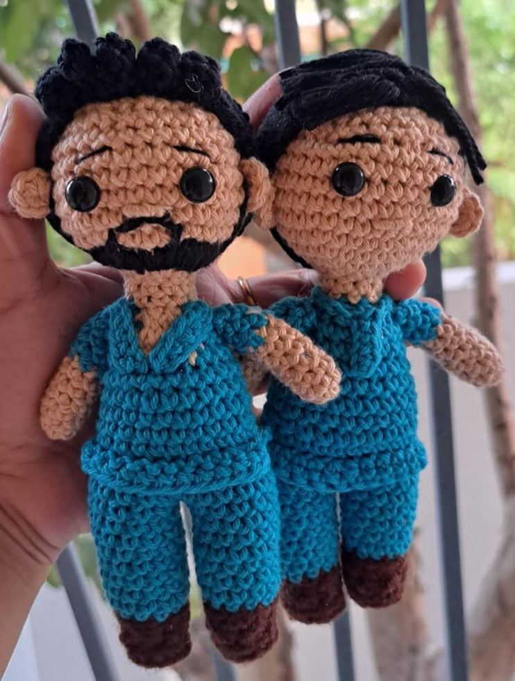 Eternal Crochet Loops Couple