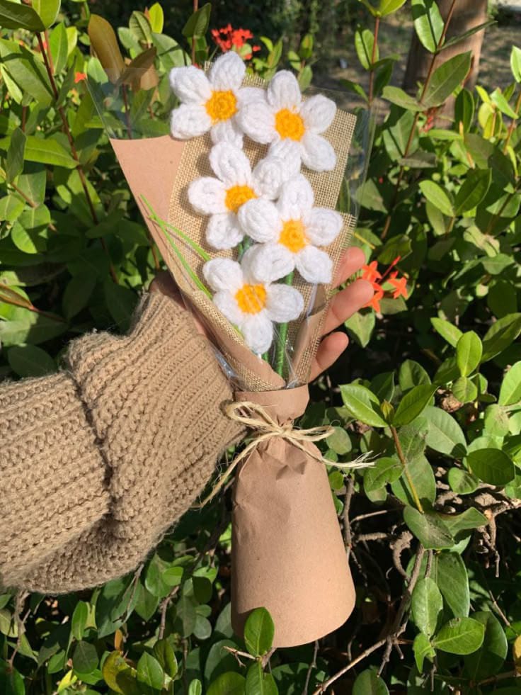 Snowy Blossom  Crochet flower Collection