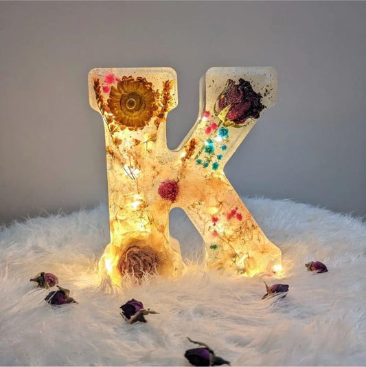 KalyssaShine Resin Initial K