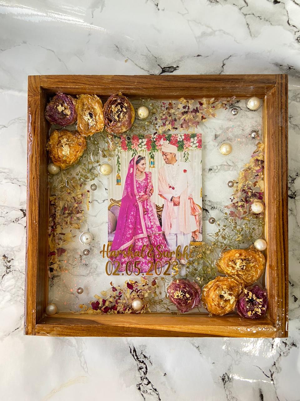 AmorCast varmala preservation Resin Frame