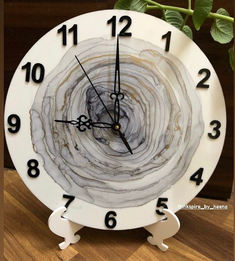 Paradise Epoxy Resin Wall Clock