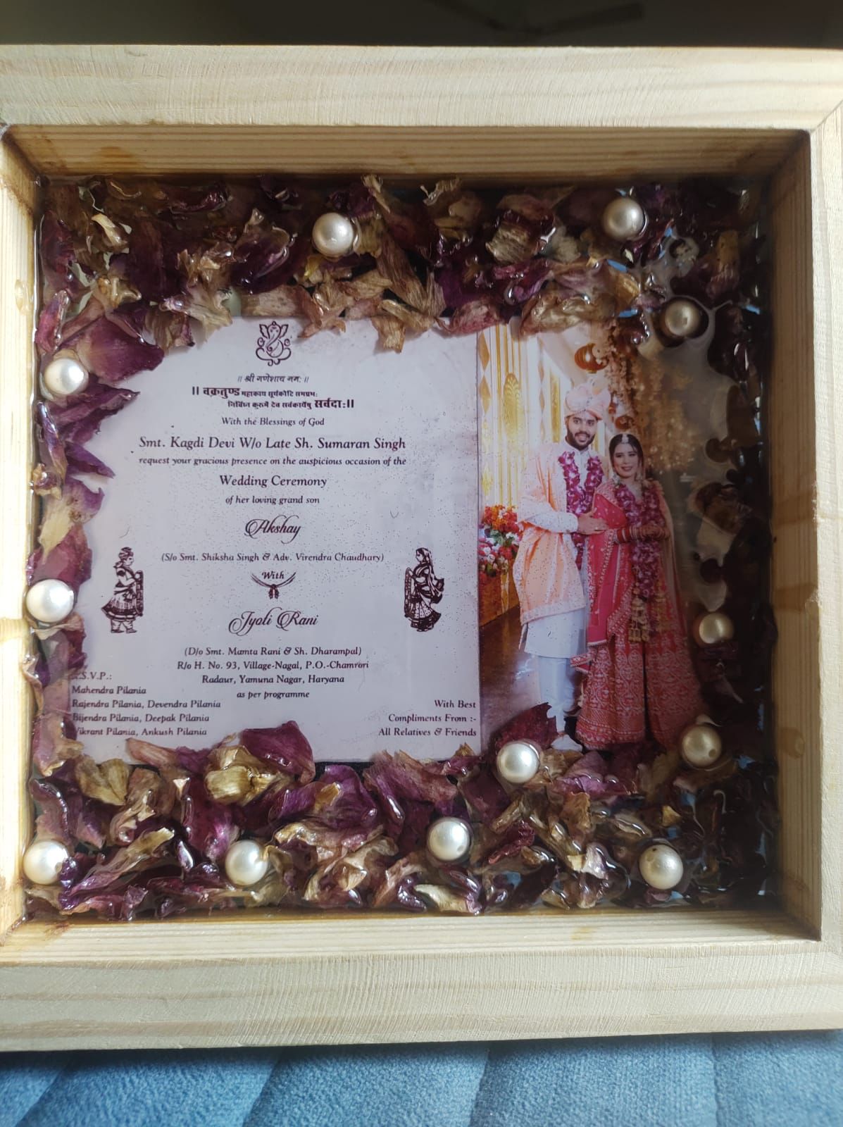 Invitation Time Capsule: Varmala Magic in Wooden Frame